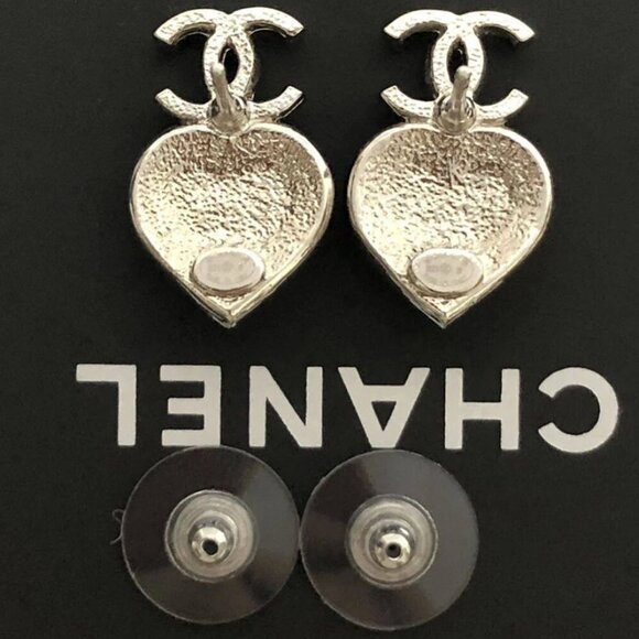 CHANEL CC Logos Rhinestone Pearl Heart Stud Earrings Silver Tone B23B Auth w/Box - Picture 6 of 10